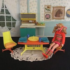 Vintage 1970’s AMSCO for Topper Dawn’s Apartment Kitchen Table Chairs Sink.